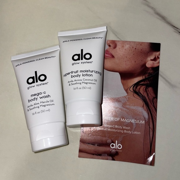 Alo Mega-C Body Wash and Superfruit Moisturizing Body Lotion - Picture 2 of 6